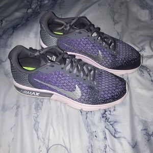nike airmax sequent 2